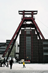 Paarkümmend aastat tühjalt seisnud Zollvereini tööstuskompleks leidis uue hingamise kultuurikatlana. Foto: Mari Kodres