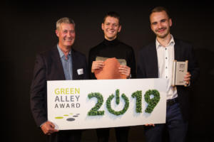 1. Gelatex wins Green Alley Award 2019, Gelatex team members Robert Männa and Märt-Erik Martens on right (Photo credit Landbell Group)